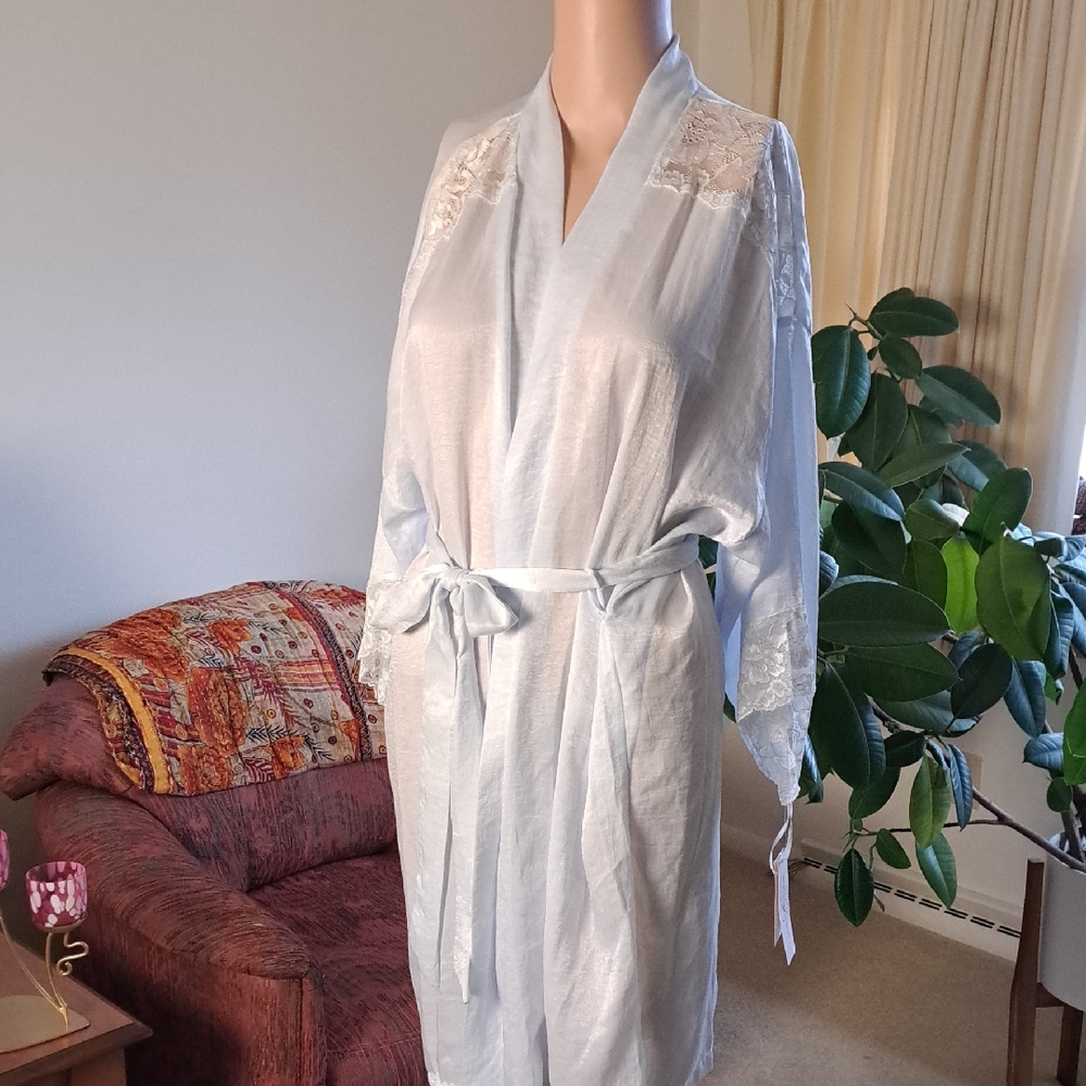Linea Donztella Women's Lace Trim Robe - Light Blue L/XL